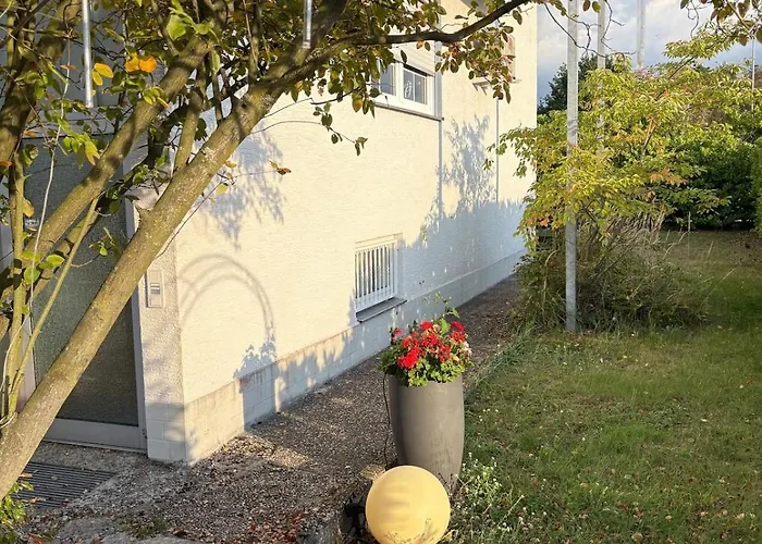 Apartmán Schoene 2-zi-whg Kueche Bad Terrasse Parken