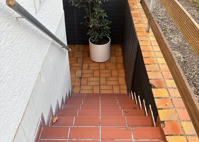 Schoene 2-zi-whg Kueche Bad Terrasse Parken Apartamento Heusenstamm